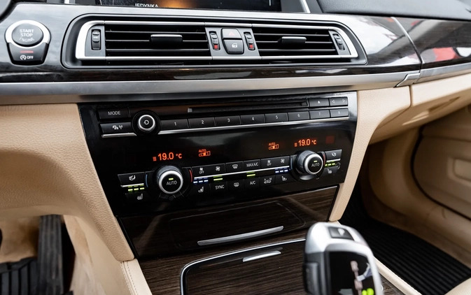 BMW Seria 7 cena 84870 przebieg: 280000, rok produkcji 2014 z Radom małe 596